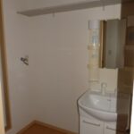 ■駐車場2台付き(並列) ■マックスバリュ吉敷店まで徒歩約2分 ■24時間生活見守り駆け付けサービス付き ナモワールB 2DK(1階角部屋) ■都市ガス給湯 画像10 ■駐車場2台付き(並列) ■マックスバリュ吉敷店まで徒歩約2分 ■24時間生活見守り駆け付けサービス付き ナモワールB 2DK(1階角部屋) ■都市ガス給湯 画像10