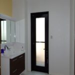 (お引き渡し済み)矢原③ ■建坪52坪(積水ハウス)4LDDKK(広いサンルームインナーバルコニー付き)外階段付きで2世帯住宅や店舗併用住宅としても可能 ■雨に濡れずに出入り出来る屋根付き駐車場3台可能(縦列含む) ■新築同様に再生リフォーム済 ■矢原(大歳校区)高級中古住宅3,300万円 ■オール電化(エコキュート) ■保健所の水質検査合格済みの地下水(17mボーリング済みの天然水)を使用で水道代が不要 ■既存住宅売買瑕疵担保責任保険(5年間)付き 画像8 (お引き渡し済み)矢原③ ■建坪52坪(積水ハウス)4LDDKK(広いサンルームインナーバルコニー付き)外階段付きで2世帯住宅や店舗併用住宅としても可能 ■雨に濡れずに出入り出来る屋根付き駐車場3台可能(縦列含む) ■新築同様に再生リフォーム済 ■矢原(大歳校区)高級中古住宅3,300万円 ■オール電化(エコキュート) ■保健所の水質検査合格済みの地下水(17mボーリング済みの天然水)を使用で水道代が不要 ■既存住宅売買瑕疵担保責任保険(5年間)付き 画像8