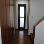 (お引き渡し済み)矢原③ ■建坪52坪(積水ハウス)4LDDKK(広いサンルームインナーバルコニー付き)外階段付きで2世帯住宅や店舗併用住宅としても可能 ■雨に濡れずに出入り出来る屋根付き駐車場3台可能(縦列含む) ■新築同様に再生リフォーム済 ■矢原(大歳校区)高級中古住宅3,300万円 ■オール電化(エコキュート) ■保健所の水質検査合格済みの地下水(17mボーリング済みの天然水)を使用で水道代が不要 ■既存住宅売買瑕疵担保責任保険(5年間)付き 画像6 (お引き渡し済み)矢原③ ■建坪52坪(積水ハウス)4LDDKK(広いサンルームインナーバルコニー付き)外階段付きで2世帯住宅や店舗併用住宅としても可能 ■雨に濡れずに出入り出来る屋根付き駐車場3台可能(縦列含む) ■新築同様に再生リフォーム済 ■矢原(大歳校区)高級中古住宅3,300万円 ■オール電化(エコキュート) ■保健所の水質検査合格済みの地下水(17mボーリング済みの天然水)を使用で水道代が不要 ■既存住宅売買瑕疵担保責任保険(5年間)付き 画像6