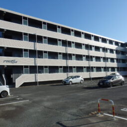 アクティブsⅢ(1階～4階) ■敷金0&礼金0！ ■固定水道代月額3,000円 ■湯田温泉街にも徒歩圏内 ■家電付きにも相談対応可能 ■生活保護受給者も対応