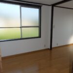 (寝室) (寝室)